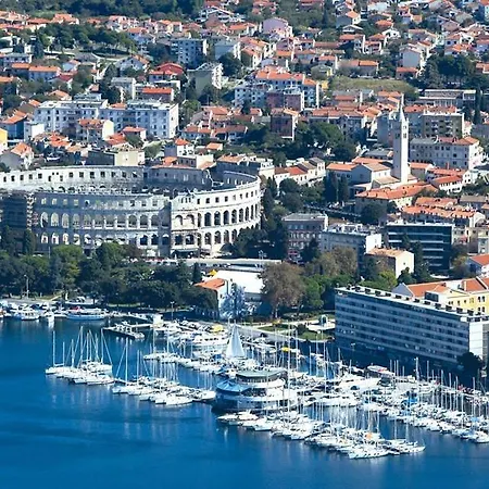Palma * Pula
